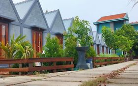 E2 Guest House
